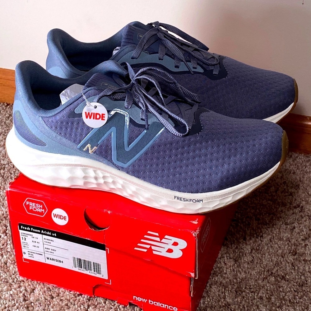 New Balance Fresh Foam Arishi v4 Wide Women's Running Shoes NIB Grey Size 12‎